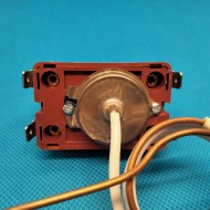 Thermostat a bulbè - 120°C - Reset manuel - 2 Poles - Avec capillaire - Courant nominal 20A
